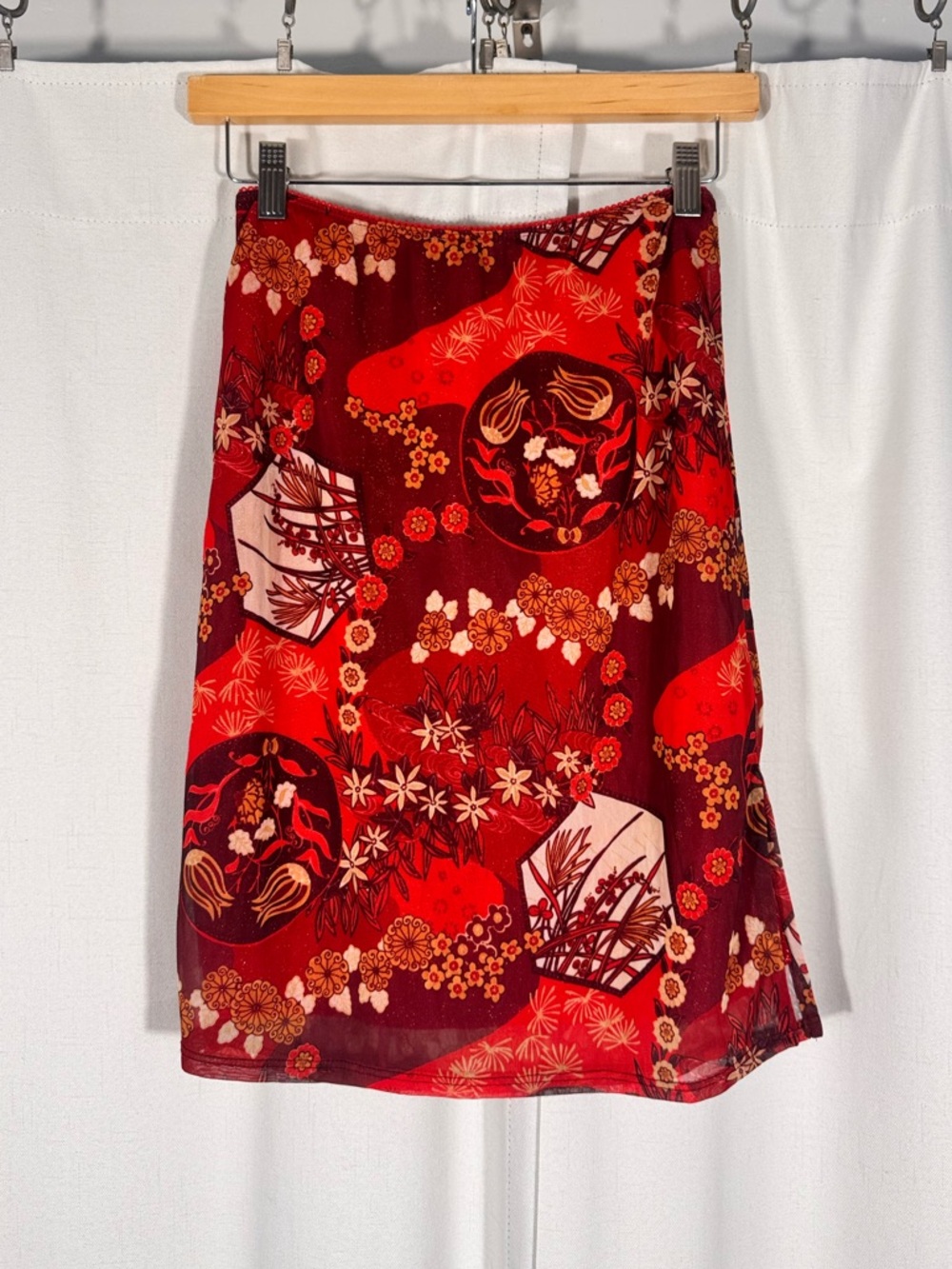 Vintage Paris Blues Y2K Red Floral Print Skirt